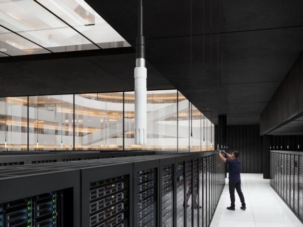 CareforDatacenters_800x450_AImodified